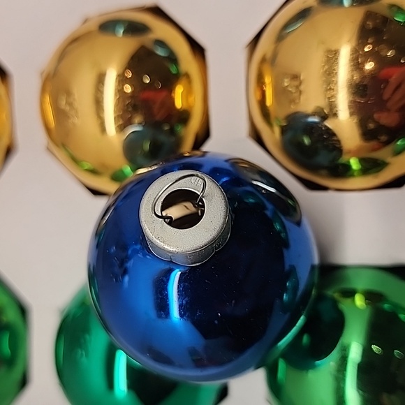 Vintage glass ornaments - Picture 12 of 15